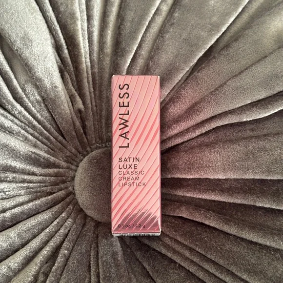 Lawless satin luxe classic cream child lipstick - Picture 1 of 9